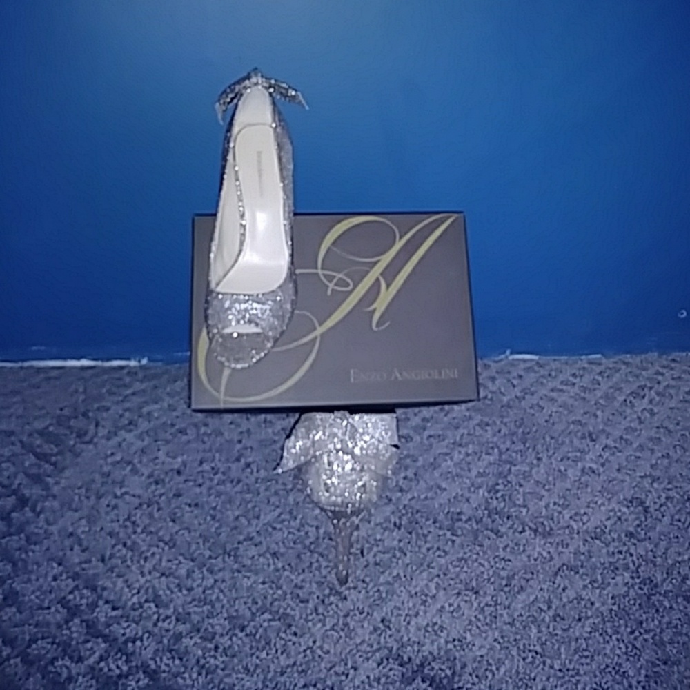 Peep toe Sparkle pump